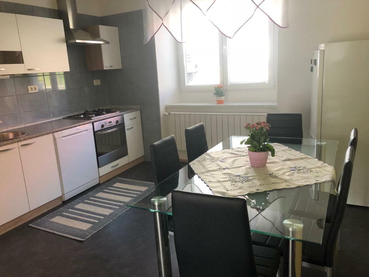 Apartma Mahnic Postojna Ngoại thất bức ảnh