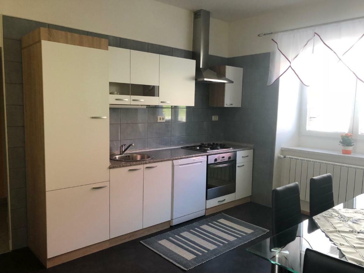 Apartma Mahnic Postojna Ngoại thất bức ảnh
