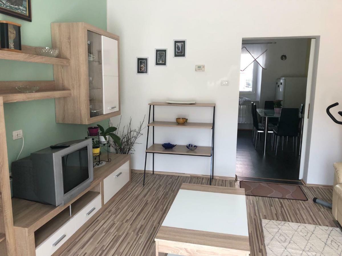 Apartma Mahnic Postojna Ngoại thất bức ảnh